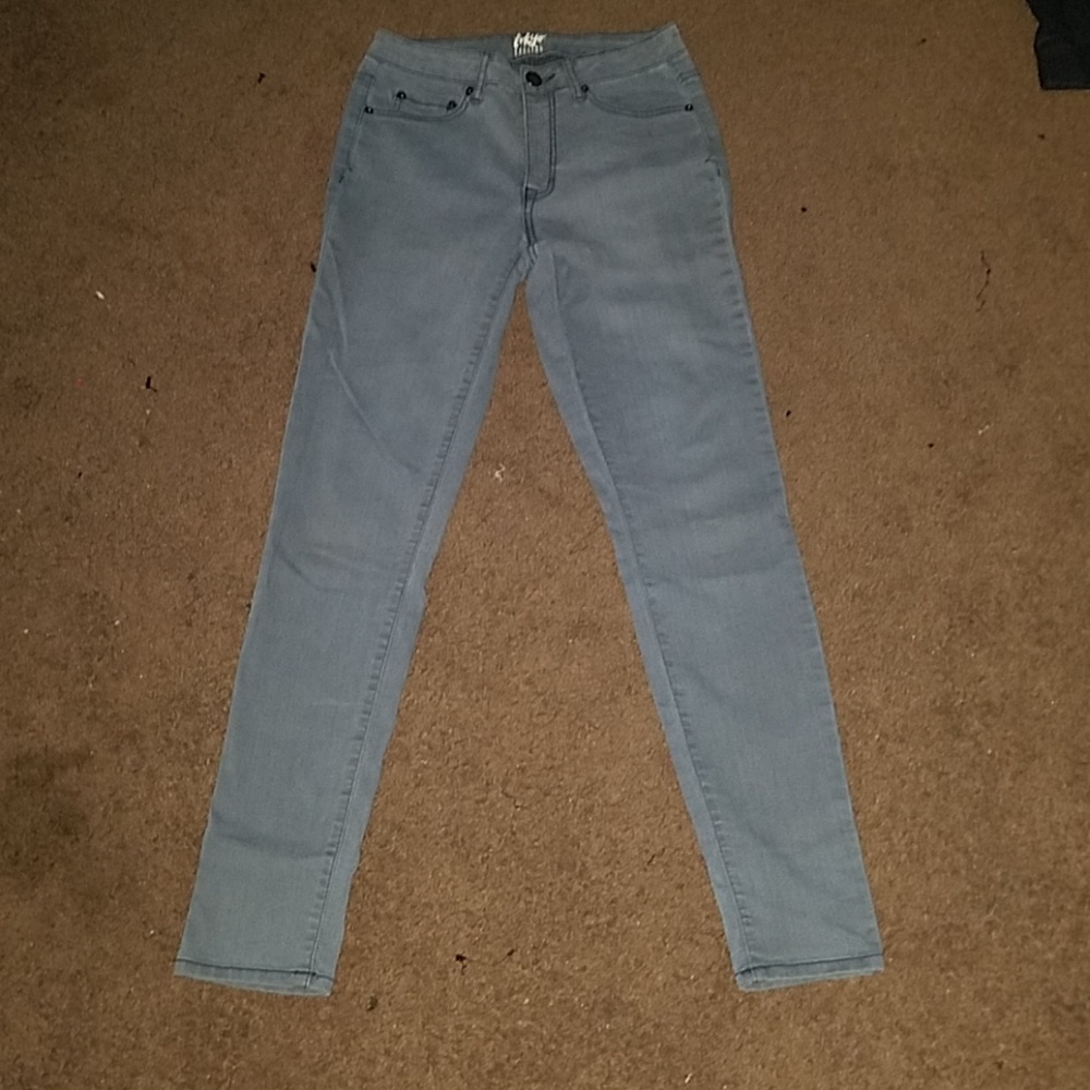Light grey jeans